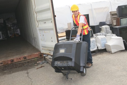 Professional waste collection services in Shoreditch